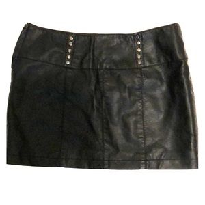 Forever 21 Faux Leather Mini Skirt, XS, Black